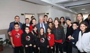 Başkan Şadi Özdemir: “Geleceği kuran öğretmenlerdir”