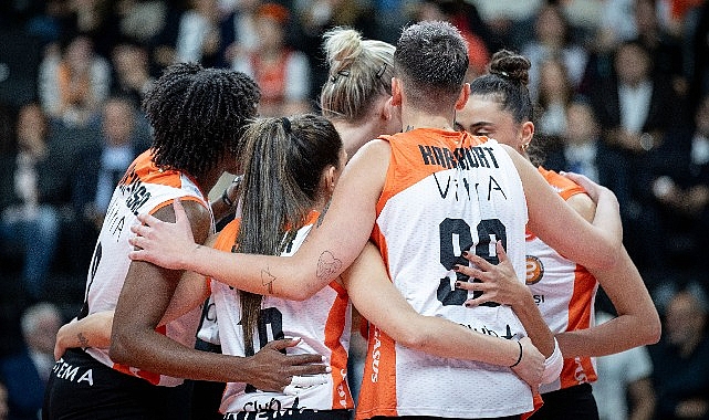 Eczacıbaşı Dynavit, Fenerbahçe Medicana’yı konuk etti