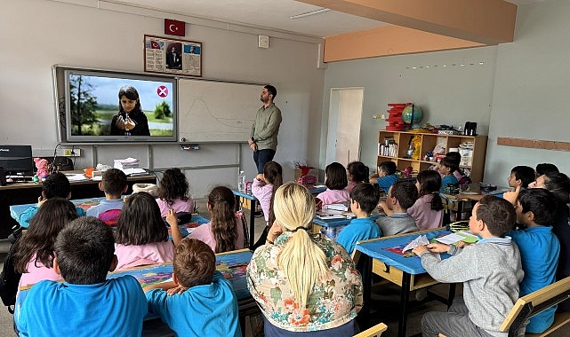 Kocaeli’de atıklar sanata dönüştü