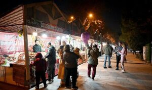 Kemer’de yılbaşı coşkusu musiki dinletisiyle başladı