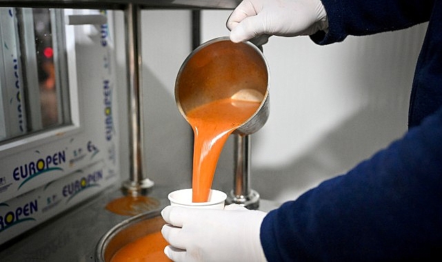 Bornova’da soğuk günlere karşı sıcak dayanışma