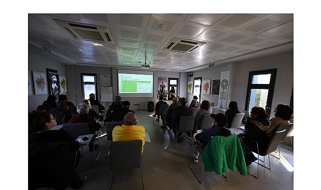 Efes Selçuk’ta Eğitimler Devam Ediyor: Üreticiye Katkı Sunan Tarım Eğitimi