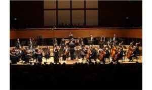İzmir Devlet Senfoni Orkestrası iki büyük yeteneği buluşturdu