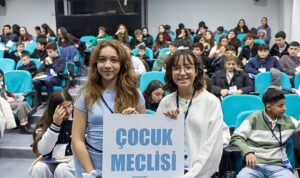 Konak’ın Çocuk Meclisi’nde seçim heyecanı
