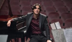 Şef Giuseppe Mengoli ve piyanist Cem Babacan  İstanbul Devlet Senfoni Orkestrası sahnesinde buluşuyor