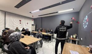 Anne Şehir’de ‘En İyi Narkotik Polisi Anne’ eğitimi