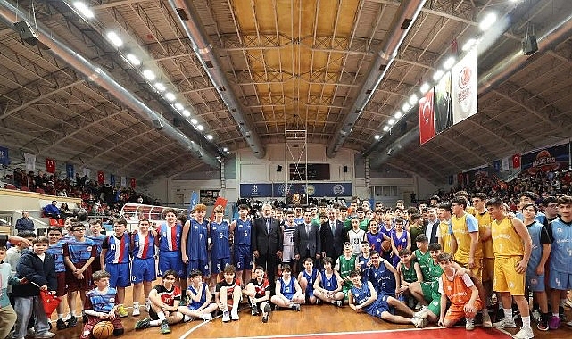 Başkan Büyükakın’dan gençlere “Kardeş Pası”