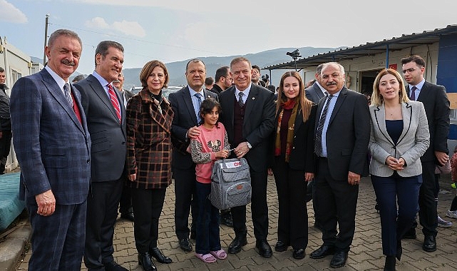 Başkan Vekili Özdemir deprem bölgesinde