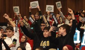 Büyükakın: “İyilik bulaşıcıdır,  biz de onun taşıyıcısıyız”