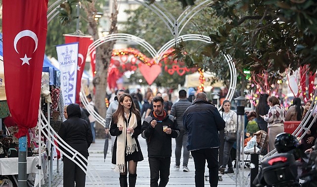 Konak’ın Sevgililer Günü El Emeği Kermesi başladı