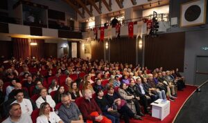 Ayvalık Kadın Oyunları Festivali Altıncı Kez Perdelerini Açtı