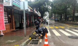 Büyükşehir, su baskını ve taşkın riskine karşı sahada