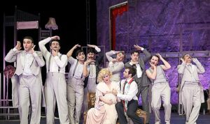 “Gözlerimi Kaparım Vazifemi Yaparım” Bursa Seyircisiyle Buluşuyor