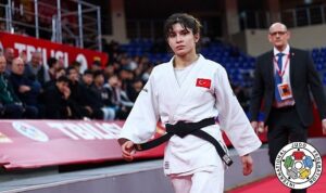 Kocaeli’nin altın kızı, Tuğçe Beder şampiyon!