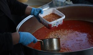 Konak’ta Ramazan bereketi Zafertepe’den başladı