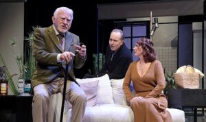 Şehrin Tiyatrosu ‘Bir Halk Düşmanı’ Oyunuyla Sarıyer’de