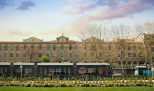 Kadir Has Üniversitesi’nde Sinema ve Metot Odağında 25 Yıllık TFAYY Buluşması