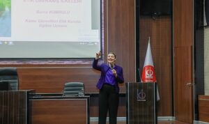 Keçiören Belediyesi’nde Personele Etik Davranış Eğitimi