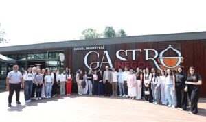 Başkan Taban İnegöl Belediyesi Stajyerleriyle Bir Araya Geldi