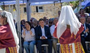 Büyükşehir’den Foça Yeniköy’de anlamlı açılış